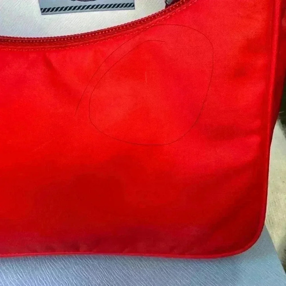 Prada Re-Edition 2000 Tessutto Mini Red Hobo Bag. - Picture 12 of 15